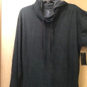 Enter the void men’s XL long sleeve Hoodie Tshirt